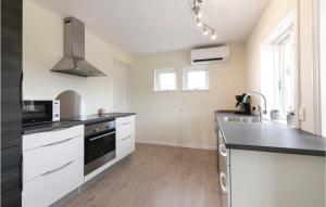 Two-Bedroom Holiday Home In Gudhjem