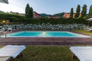 VILLA IL TINAIO Romantic Secluded Farmhouse with Private Pool