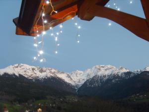 Maisons d'hotes Gite Au Coeur Du Chalet en Belledonne vers Prapoutel Les 7 Laux : photos des chambres