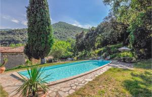 Maisons de vacances Amazing home in Taulis with 3 Bedrooms, WiFi and Outdoor swimming pool : photos des chambres