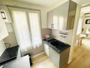 Maisonnette studio bas Suquet, 200m plages, 700m palais, au calme