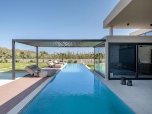 Pnoe Villas - Seafront Experience