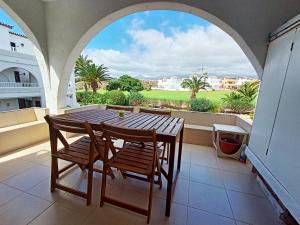 Scorpio Golf Apartment