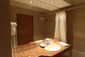 Crystal Palace Hotel