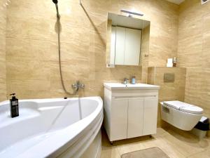 2-кімн Сучасні апартаменти у центрі міста