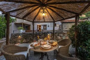 Rio delle Fate, a Fairytale Home along the Stream in Vorno, Lucca