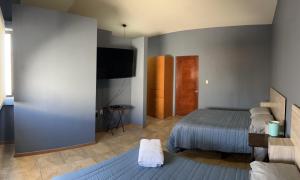 Azul, Juriquilla Santa FE