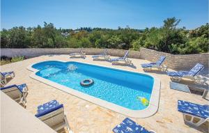 Amazing Home In Milna With 6 Bedrooms, Wifi And Outdoor Swimming Pool