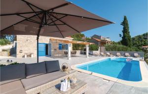 Nice Home In Mikulina Luka With Wifi, Outdoor Swimming Pool And Heated Swimming Pool