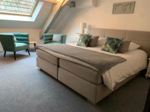 Junior Suite room in Hotel Restaurant Au Cheval Blanc