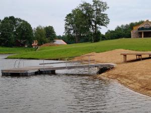 Mornamaa puumaja Pesä 1