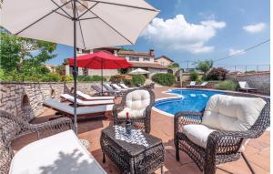 Gorgeous Home In Visnjan With Wifi