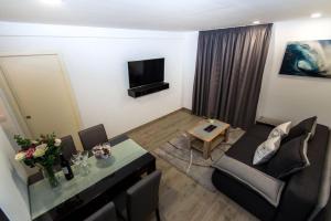 Wonderful apartment near city center and sea