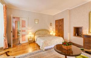 Appartements Cozy Apartment In Saint Jean Du Bruel : photos des chambres