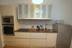 Moderne Stadtwohnung mit Balkon