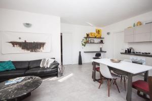 Via Volta Lenno by LoveComo