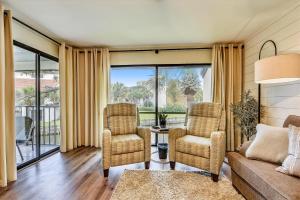 Edgewater Villas #2108 - 2 Bedroom 2Bath Sleeps 8, Free Gas Card & Free Fun! condo