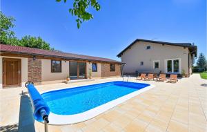 Gorgeous Home In Bjelovar With Sauna