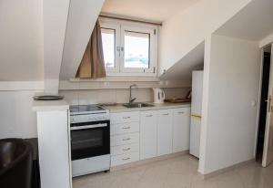 Attic flat Tsoukalas Group