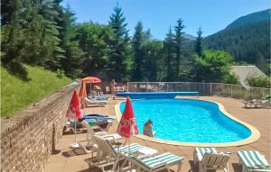 Maisons de vacances Awesome home in La Foux dAllos with Outdoor swimming pool, WiFi and 4 Bedrooms : photos des chambres