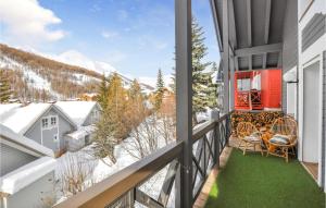 Maisons de vacances Awesome home in La Foux dAllos with Outdoor swimming pool, WiFi and 4 Bedrooms : photos des chambres