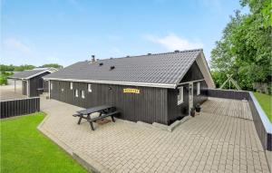 Three-Bedroom Holiday Home In Hemmet