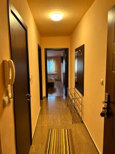 Апартамент Lake