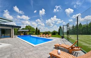 Nice home in Koprivnica with Outdoor swimming pool 4 Bedrooms and Heated swimming pool