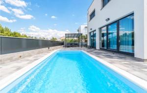 Beautiful Home In Srima