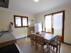 Appartements Appartement Evian-les-Bains, 3 pieces, 5 personnes - FR-1-498-4 : photos des chambres