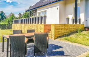 Stunning home in Zbychowo with 3 Bedrooms and WiFi