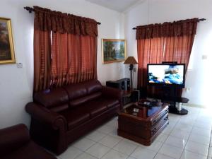 Secure Gated1BR Home in Caribbean Estate