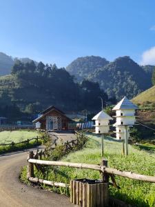 The Nordic Village - Evergreen Retreat