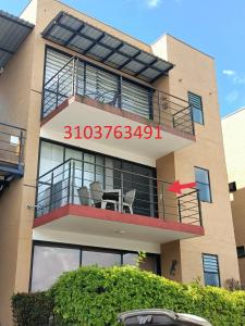 Apartasol 204A - Jacuzzi, piscinas, wifi para 6 personas en La Tebaida, Quindío