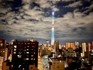 浅草スカイツリービューテラス 浅草寺3分 浅草駅6分 2-10人 成田&羽田空港直通