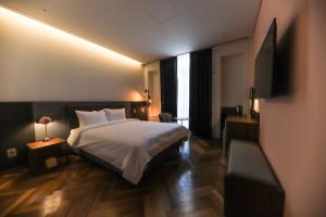 Phòng Tiêu chuẩn giường đôi  (Standard Double)