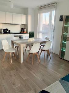 Appartements pourquoi notre T3 avec parking est pour vous IJ : photos des chambres