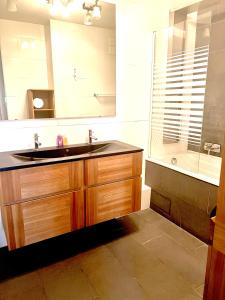 Appartements Votre appartement pres du centre de Bordeaux : Appartement 2 Chambres