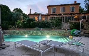 Maisons de vacances Nice home in Montauroux with Outdoor swimming pool, WiFi and 3 Bedrooms : photos des chambres