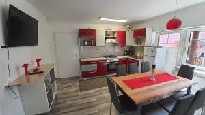 Apartma4us - 马勒尼科