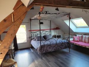 Maisons d'hotes Le Paddock Du Val De Lys : photos des chambres