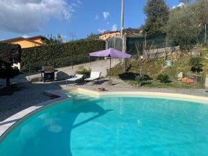 La casa nel verde con piscina