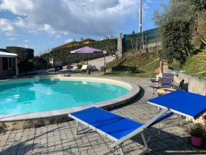La casa nel verde con piscina