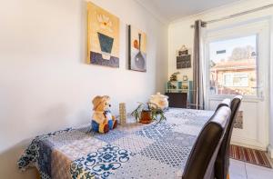 Lovely house (Ealing, London)