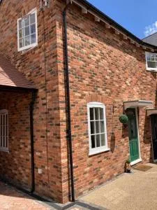 In the heart of the new forest - Alderholt