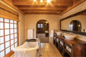 Vaalkrans Game Lodge