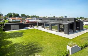 Beautiful Home In Sæby With Harbor View