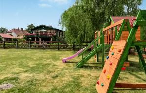 Stunning Apartment In Glowczyce