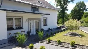 Ferienwohnungen Haus Talblick - Valwig