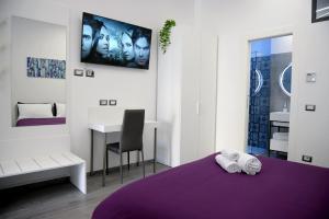 San Saba Street Apartment 48